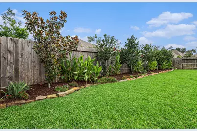 211 Painted Trillium Drive, Conroe, TX 77304 - Photo 21