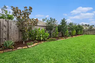 211 Painted Trillium Dr, Conroe, TX 77304 - Photo 21