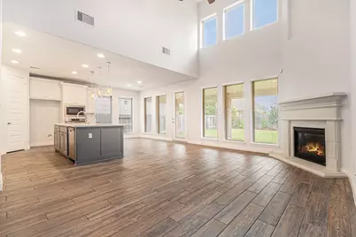 211 Painted Trillium Drive, Conroe, TX 77304 - Photo 7