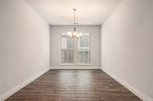 211 Painted Trillium Dr, Conroe, TX 77304 - Photo 11