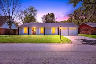 9611 Highmeadow Dr, Houston, TX 77063 - Photo 1