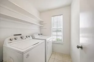 6645 Wanda Ln, Houston, TX 77074 - Photo 39