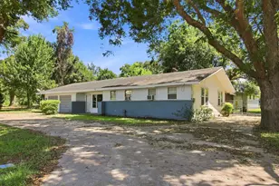 817 Masonic Oak Dr, Brazoria, TX 77422 - Photo 3