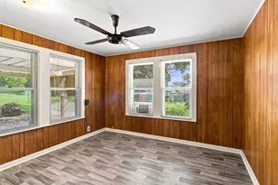817 Masonic Oak Dr, Brazoria, TX 77422 - Photo 11