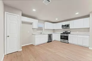 3626 Sparrow St, Houston, TX 77051 - Photo 7