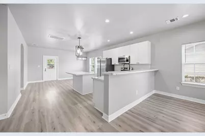 5709 Annunciation Street #B, Houston, TX 77016 - Photo 7