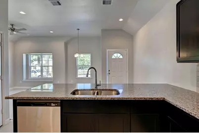 11853 East Gate Drive, Willis, TX 77318 - Photo 15