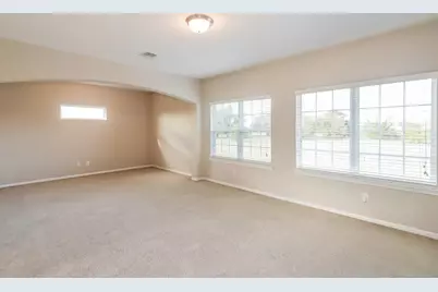 415 Lakeland Circle, Rosharon, TX 77583 - Photo 11