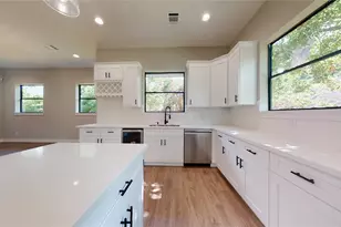 806 E 39th St, Houston, TX 77022 - Photo 7