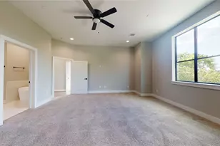 806 E 39th St, Houston, TX 77022 - Photo 21