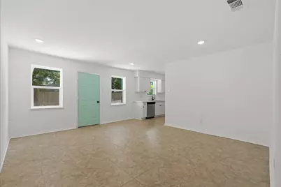 9930 Valley Lake Drive, Houston, TX 77078 - Photo 5