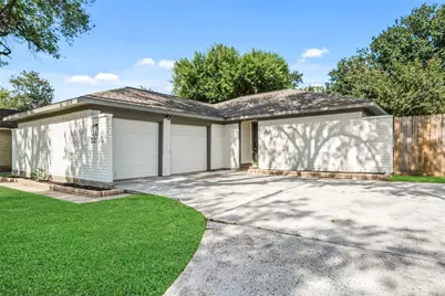 3200 Sand Reef Lane, League City, TX 77573 - Photo 11