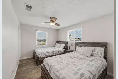 4222 Mason Drive, Galveston, TX 77554 - Photo 21