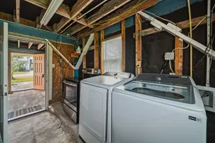 4222 Mason Dr, Galveston, TX 77554 - Photo 33