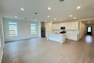 1922 Glacier Gorge Trl, Dayton, TX 77535 - Photo 11