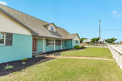 5525 Ibis Drive, Galveston, TX 77551 - Photo 13
