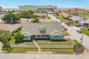 5525 Ibis Dr, Galveston, TX 77551 - Photo 1