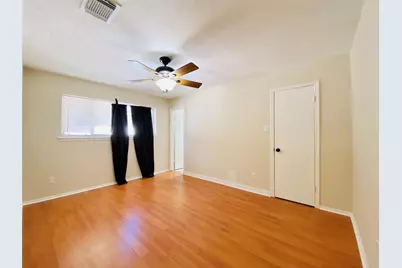 13447 Greenway Drive, Sugar Land, TX 77498 - Photo 13