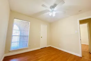 13447 Greenway Dr, Sugar Land, TX 77498 - Photo 19