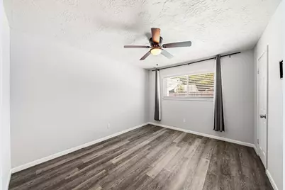 12010 Dorrance Lane, Meadows Place, TX 77477 - Photo 15