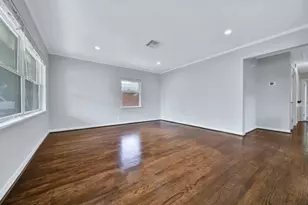 10406 Woodwind Dr, Houston, TX 77025 - Photo 3