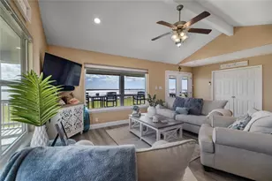 299 Bay Dr, Palacios, TX 77465 - Photo 15