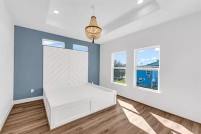955 Wommack, Crystal Beach, TX 77650 - Photo 13