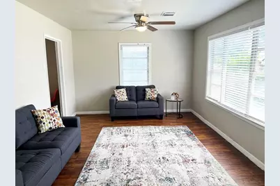 2910 Lavender Street, Houston, TX 77026 - Photo 9