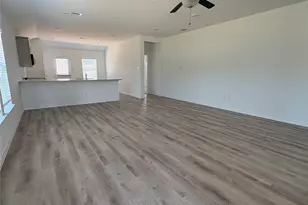10455 Sugar Ml Dr, Conroe, TX 77306 - Photo 3