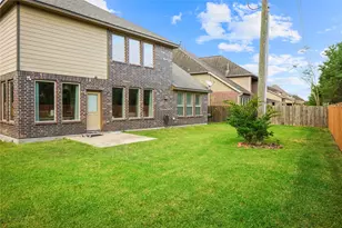 12608 Floral Park Ln, Pearland, TX 77584 - Photo 5