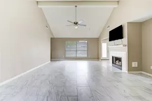 1411 Township Ct, Rosenberg, TX 77471 - Photo 9