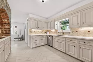 12302 S Moorcreek Dr, Houston, TX 77070 - Photo 9