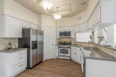 1730 Mabry Mill Road, Houston, TX 77062 - Photo 9