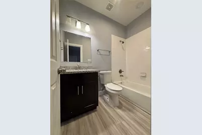 339 Owens Street #A, Houston, TX 77029 - Photo 9