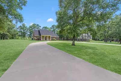 205 Mohawk Lane, Wallisville, TX 77597 - Photo 5