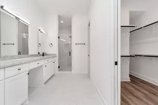 5609 Savyon Dr, Houston, TX 77091 - Photo 11