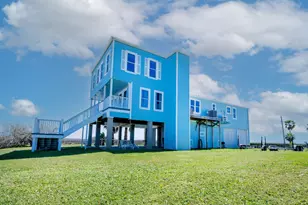 11818 Sportsman Rd, Galveston, TX 77554 - Photo 5