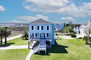 11818 Sportsman Rd, Galveston, TX 77554 - Photo 3