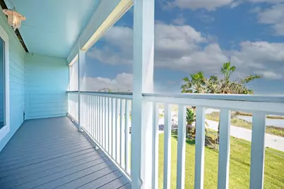 11818 Sportsman Road, Galveston, TX 77554 - Photo 25