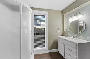 16603 Jamaica Cove Rd, Jamaica Beach, TX 77554 - Photo 25