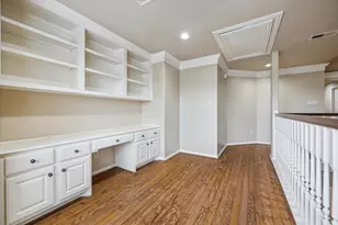 2026 Palm Forest Ln, Houston, TX 77077 - Photo 33