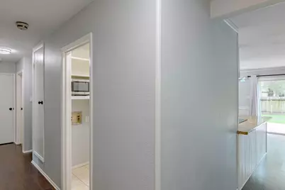 6 Basal Briar Court, The Woodlands, TX 77381 - Photo 5