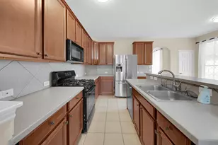 21610 Spring Vine Ln, Katy, TX 77450 - Photo 9