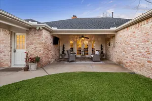 7603 Windswept Ln, Houston, TX 77063 - Photo 23