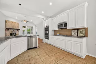 8155 Laughing Falcon Trail, Conroe, TX 77385 - Photo 19