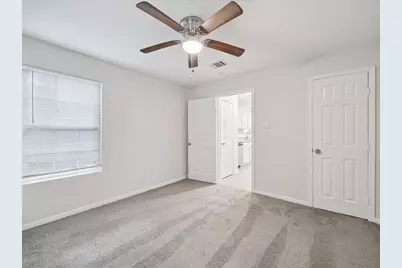 820 Texas Street, Liberty, TX 77575 - Photo 5