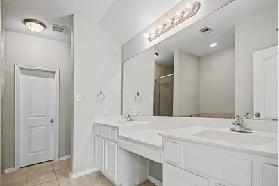 6615 Hunters Trace Lane, Baytown, TX 77521 - Photo 17