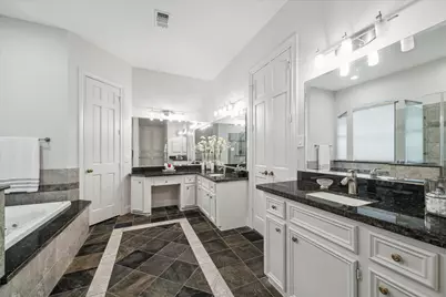 14 Tredington Street, Sugar Land, TX 77479 - Photo 19