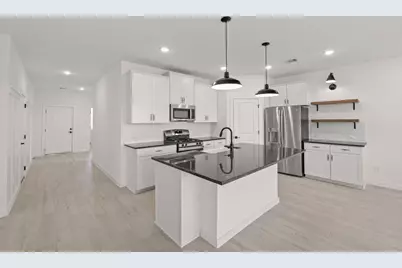 7815 Jade Crest Dr, Angleton, TX 77515 - Photo 5