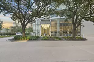 4521 San Felipe St, Houston, TX 77027 - Photo 3